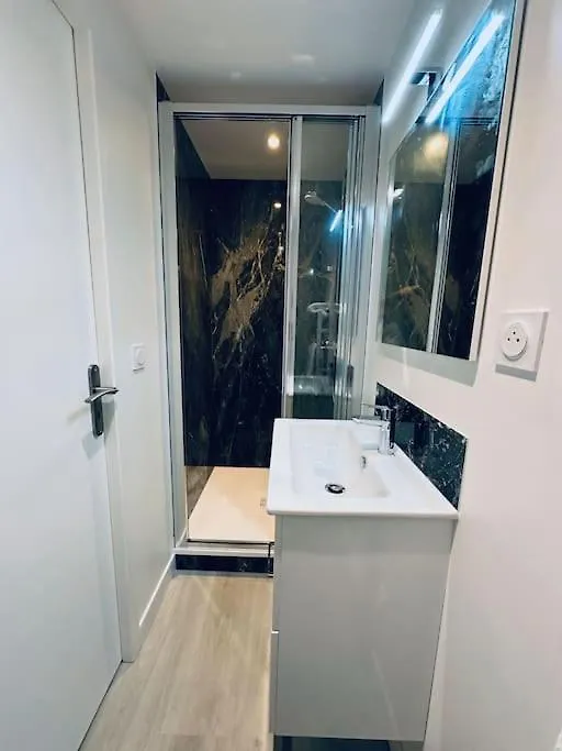 Apartment Le Studio - Cocon Scandinave - Parking Gratuit Pont-de-Veyle