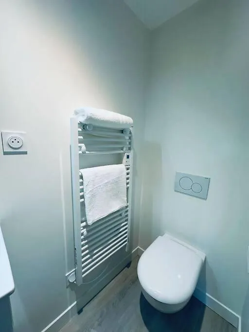 Le Studio - Cocon Scandinave - Parking Gratuit Pont-de-Veyle Apartment